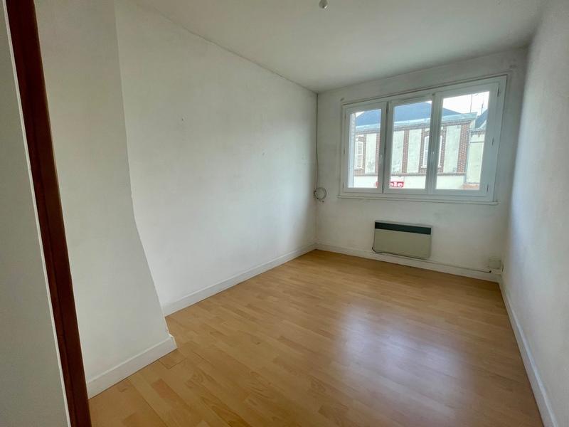 Local commercial - 95 m² - 6 pièces