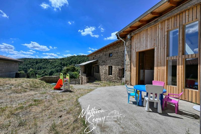 Maison - 193 m² - 7 pièces