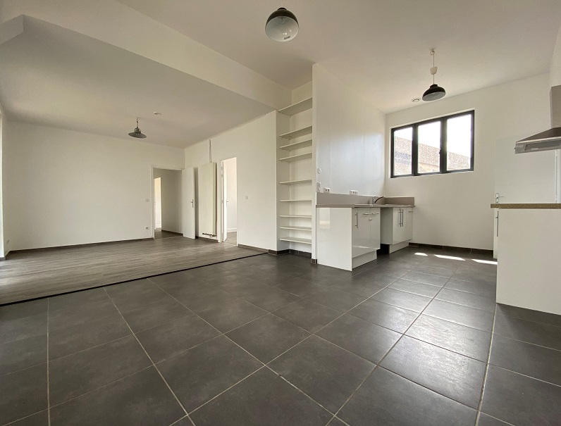 Maison - 98 m² - 5 pièces