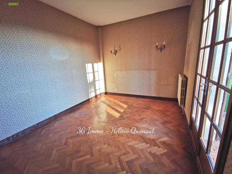 Villa - 176 m² - 8 pièces