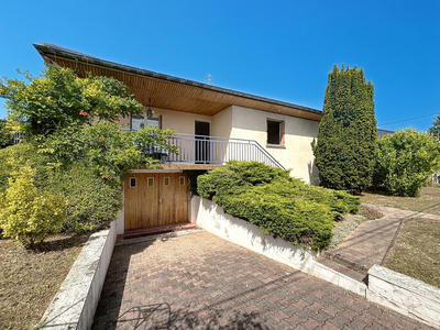 Maison - 107 m² - 6 pièces