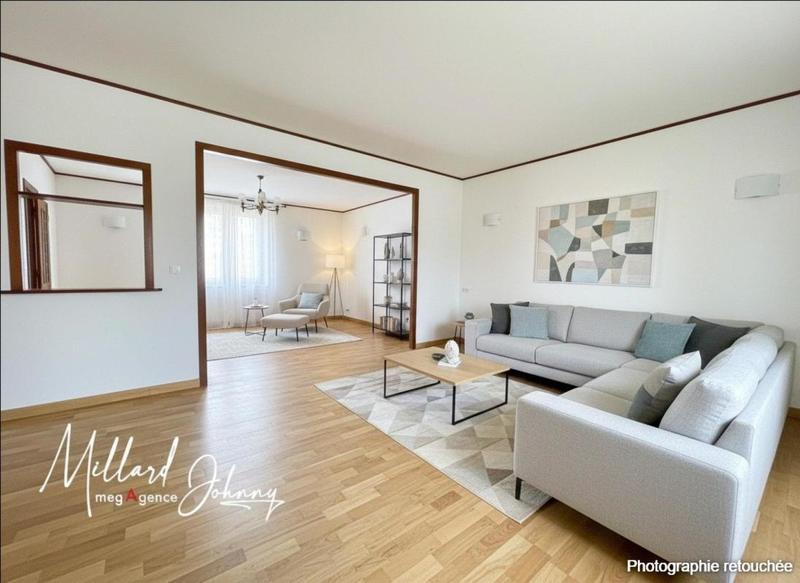 Maison - 104 m² - 4 pièces