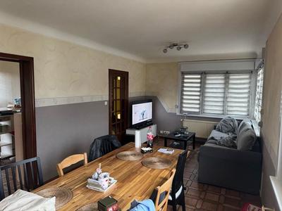 Maison traditionnelle - 84 m² - 4 pièces