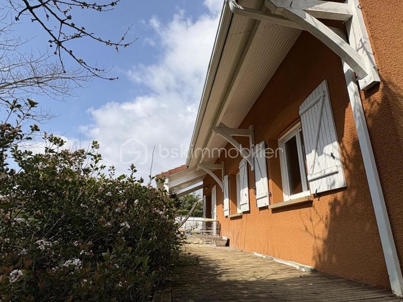 Maison - 188 m² - 6 pièces