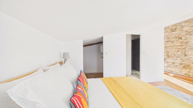 Maison en pierre - 370 m² - 11 pièces