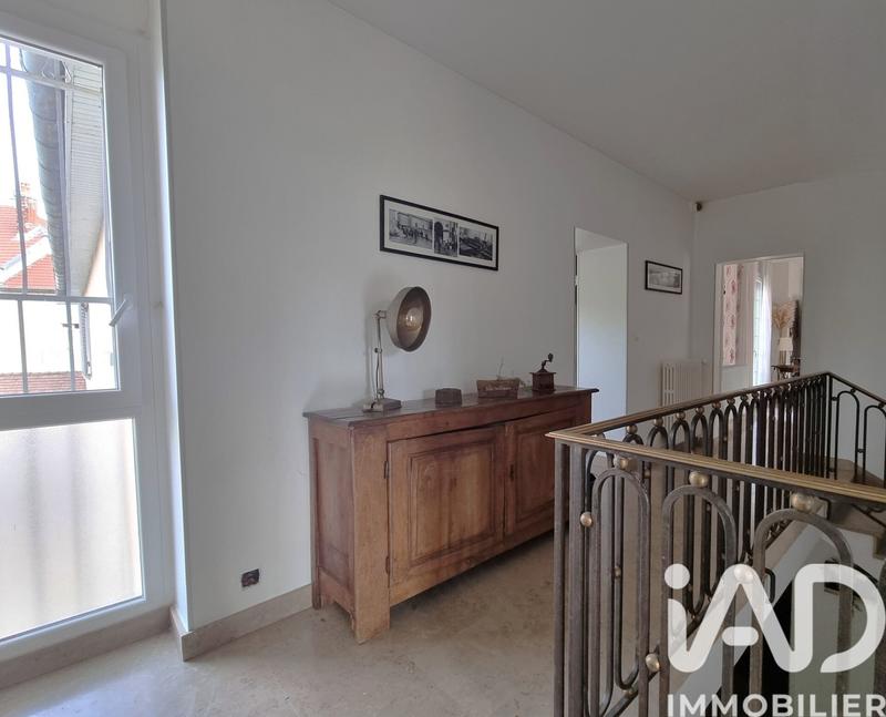 Maison de village - 326 m² - 11 pièces