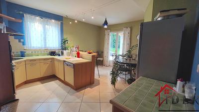 Villa - 200 m² - 8 pièces