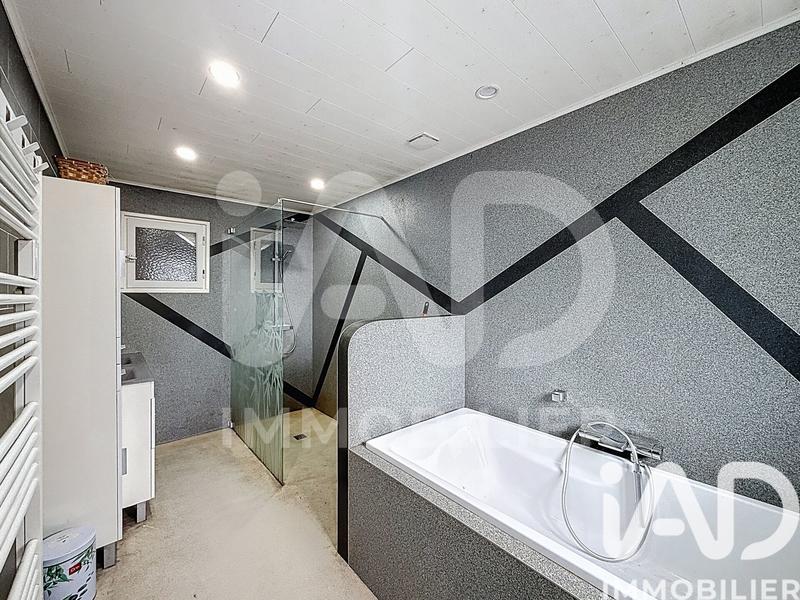 Maison - 156 m² - 5 pièces