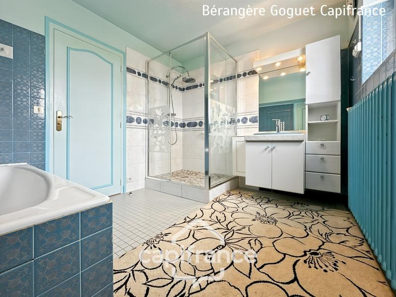 Maison - 153 m² - 5 pièces