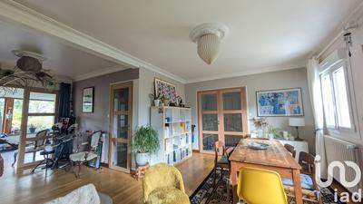 Maison - 142 m² - 7 pièces