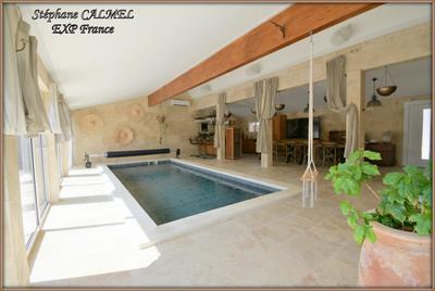 Maison - 291 m² - 9 pièces