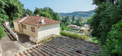 Villa - 130 m² - 6 pièces