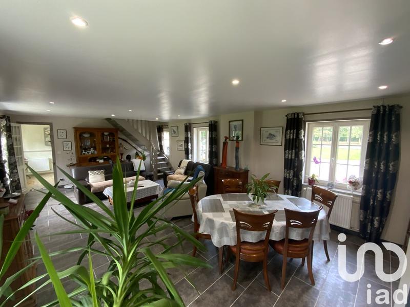 Maison - 167 m² - 10 pièces