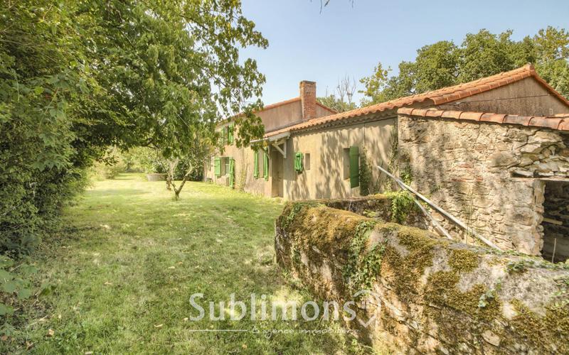 Maison ancienne - 172 m² - 5 pièces