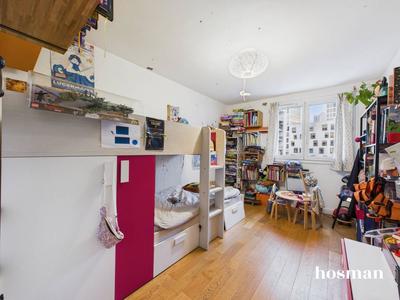 Appartement - 85 m² - 4 pièces