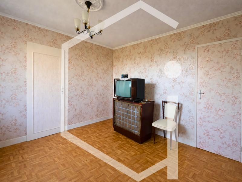 Maison - 74 m² - 5 pièces