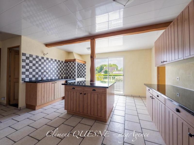 Maison - 254 m² - 5 pièces