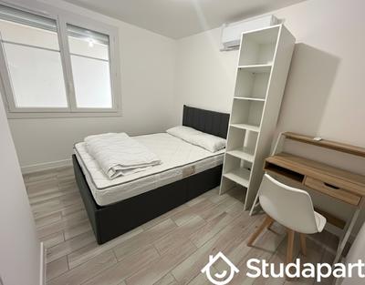Chambre - 9 m² - 1 pièce