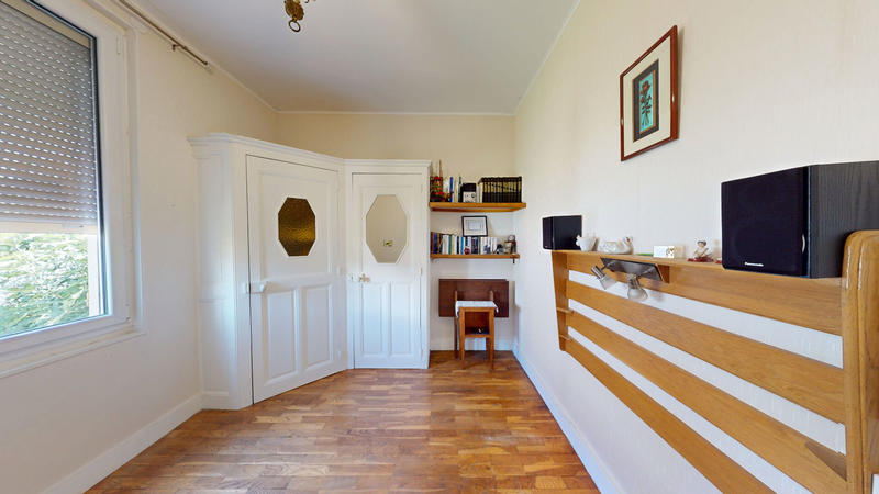 Maison - 250 m² - 5 pièces