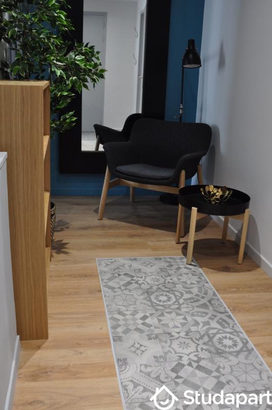 Chambre - 11 m² - 1 pièce