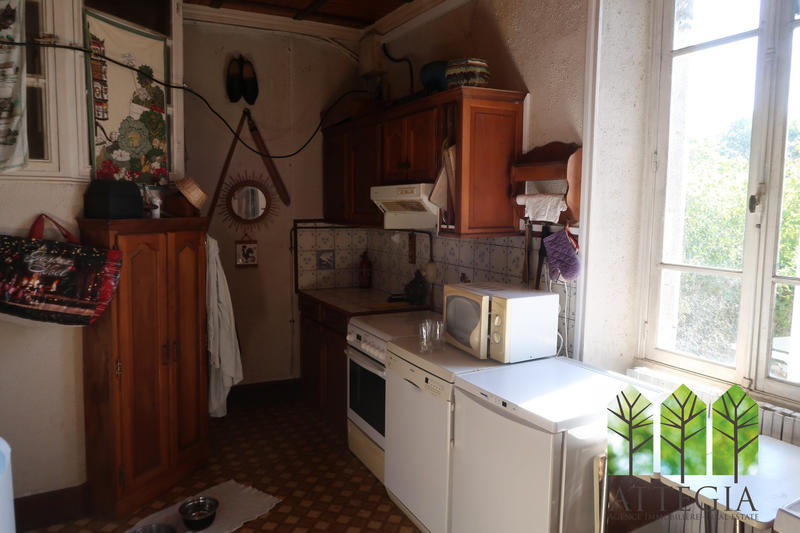 Maison - 261 m² - 14 pièces