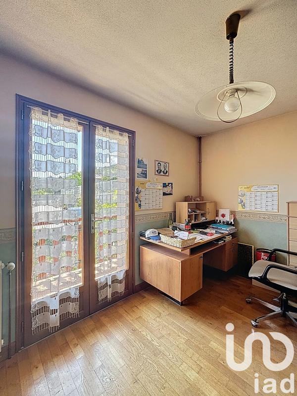 Maison - 211 m² - 6 pièces