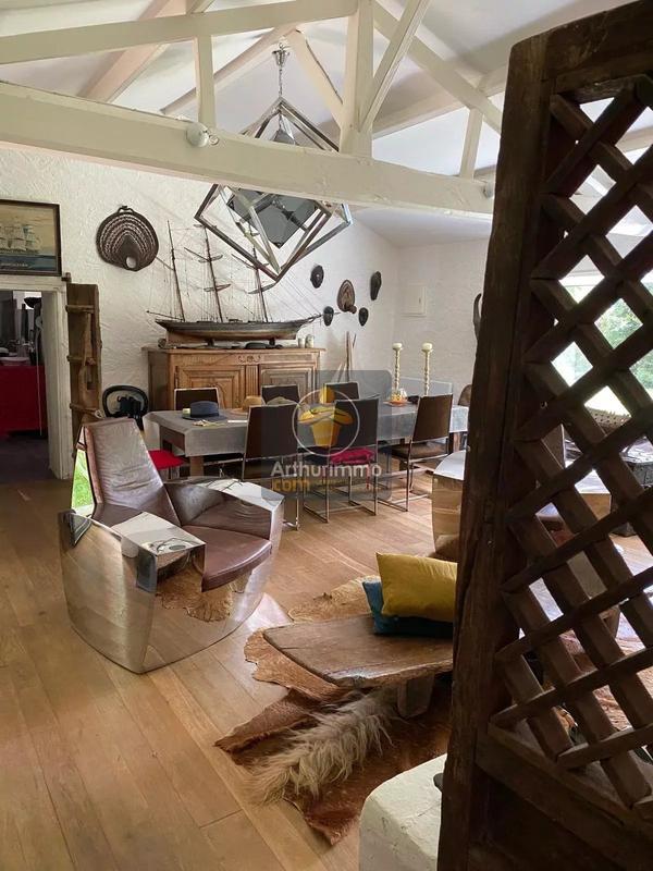 Maison - 147 m² - 5 pièces