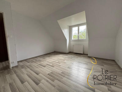 Maison - 104 m² - 6 pièces