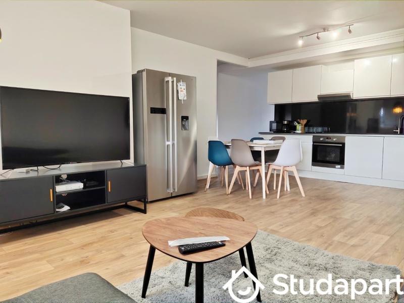 Chambre - 14 m² - 1 pièce