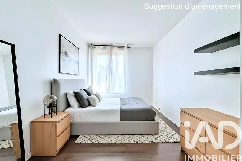 Appartement - 99 m² - 5 pièces