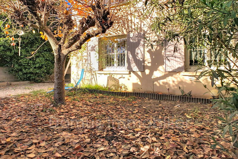 Maison - 288 m² - 13 pièces