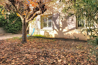 Maison - 288 m² - 13 pièces