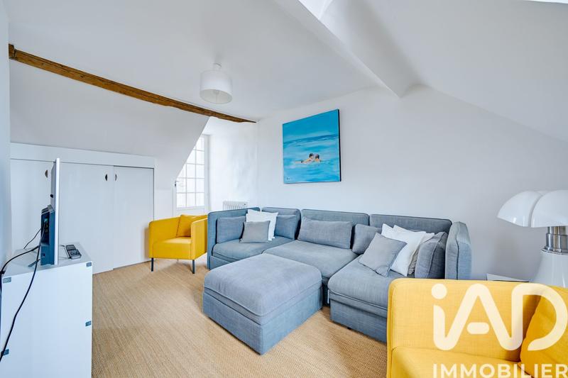 Maison - 299 m² - 10 pièces