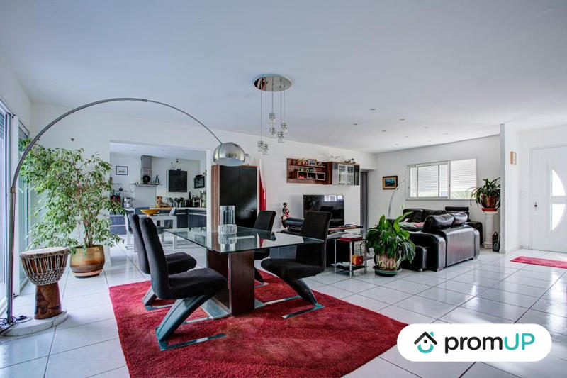 Maison contemporaine - 150 m² - 6 pièces