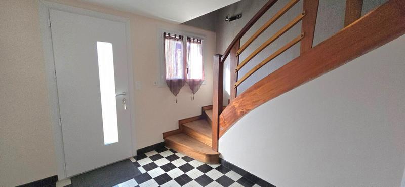 Maison - 145 m² - 6 pièces