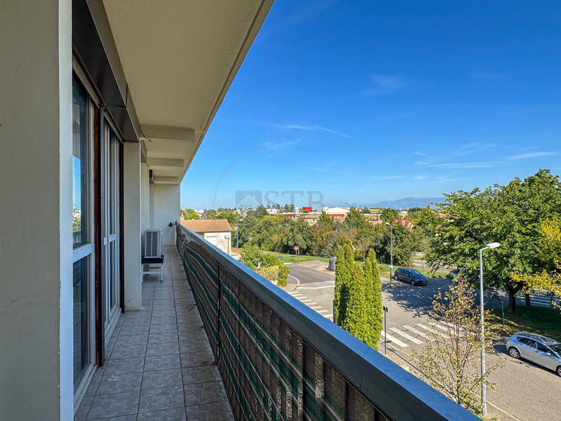 Appartement - 97 m² - 5 pièces