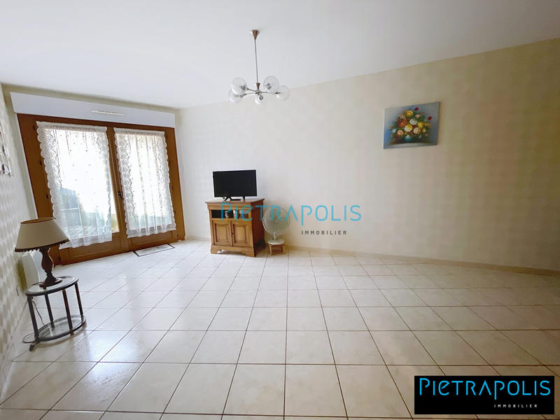 Appartement - 86 m² - 4 pièces