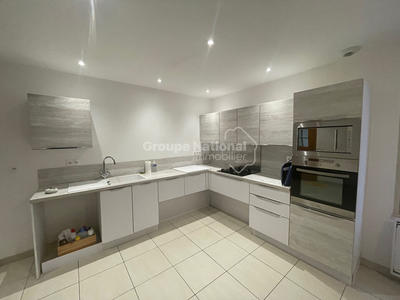 Maison - 102 m² - 5 pièces