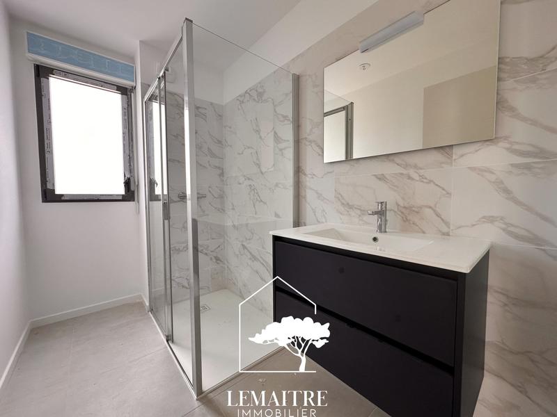 Appartement - 97 m² - 4 pièces