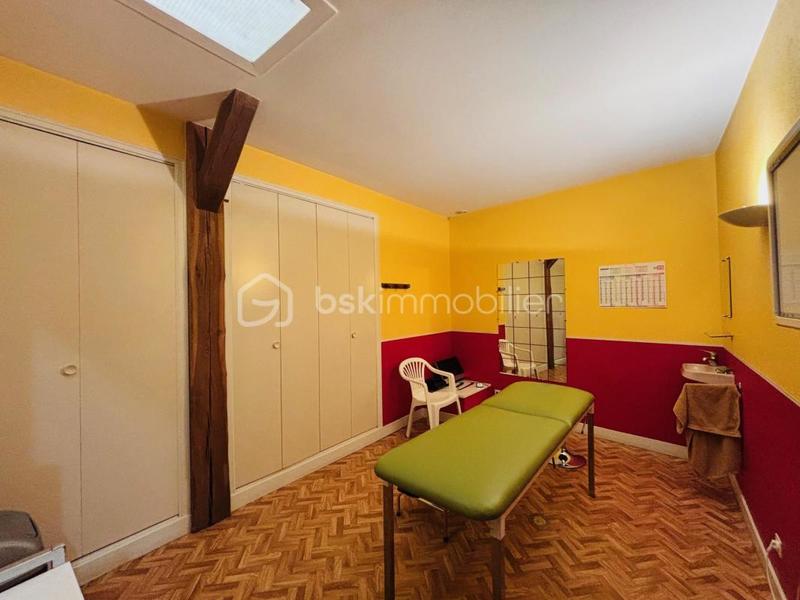 Local d'activité / Entrepôt - 72 m² - 7 pièces