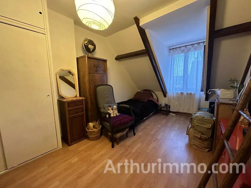 Maison - 189 m² - 8 pièces