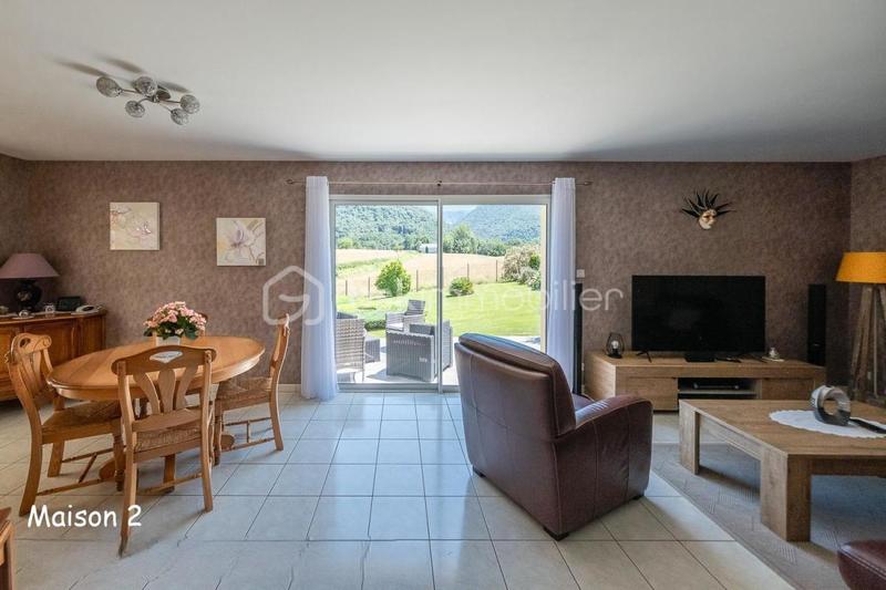 Propriété - 410 m² - 16 pièces