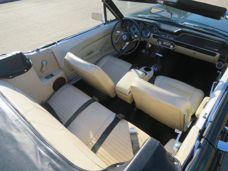 Ford Mustang cabriolet