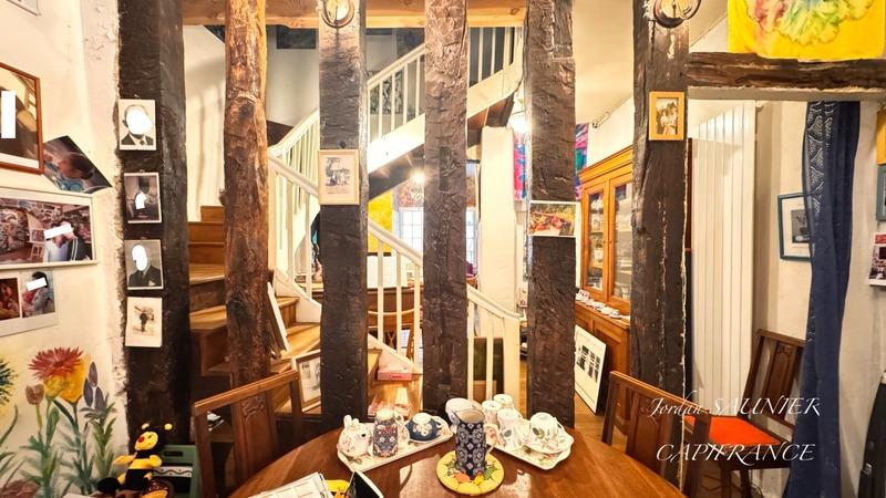 Maison traditionnelle - 110 m² - 4 pièces