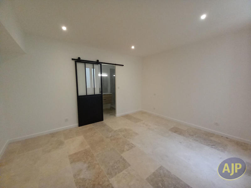 Appartement - 69 m² - 2 pièces