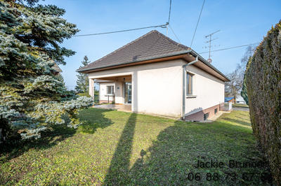 Maison - 220 m² - 6 pièces