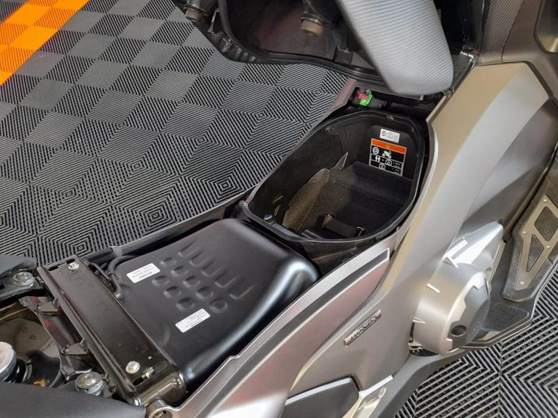 Honda integra 750 - Garantie 6mois