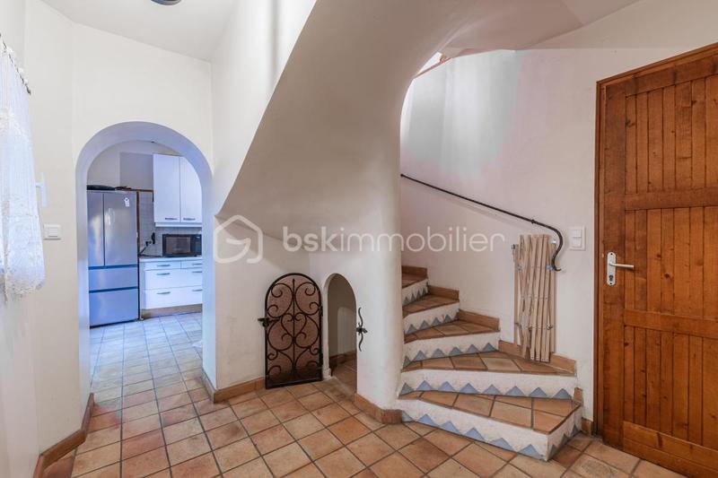 Propriété - 192 m² - 7 pièces