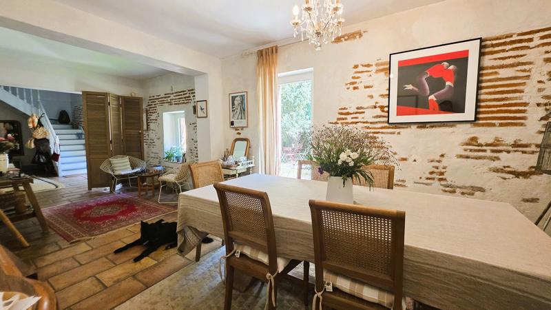 Maison - 315 m² - 10 pièces