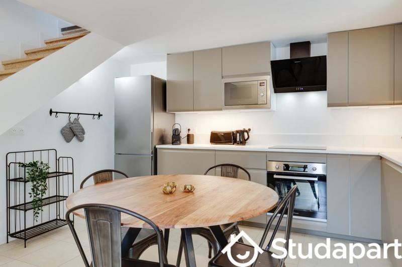 Chambre - 11 m² - 1 pièce